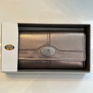 Fossil wallet
